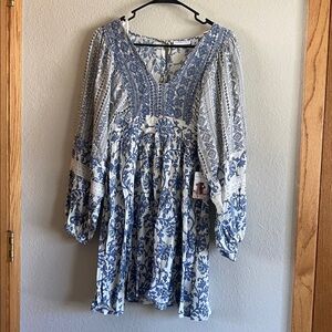 Sincerely Jules Blue and White Patterned Dress